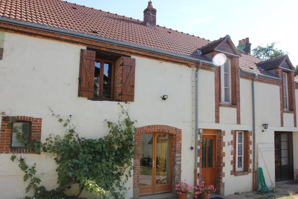 Maison Lushbrooks Moutier-Malcard Exterior photo